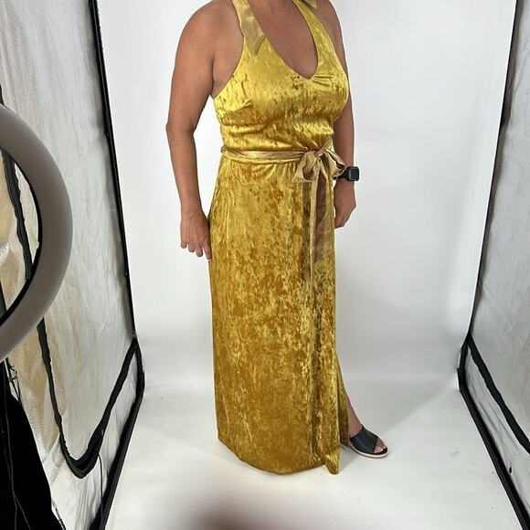 AVEC LES FILLES Velvet Halter Maxi Dress Size 10 Gold Gorgeous - Picture 4 of 7
